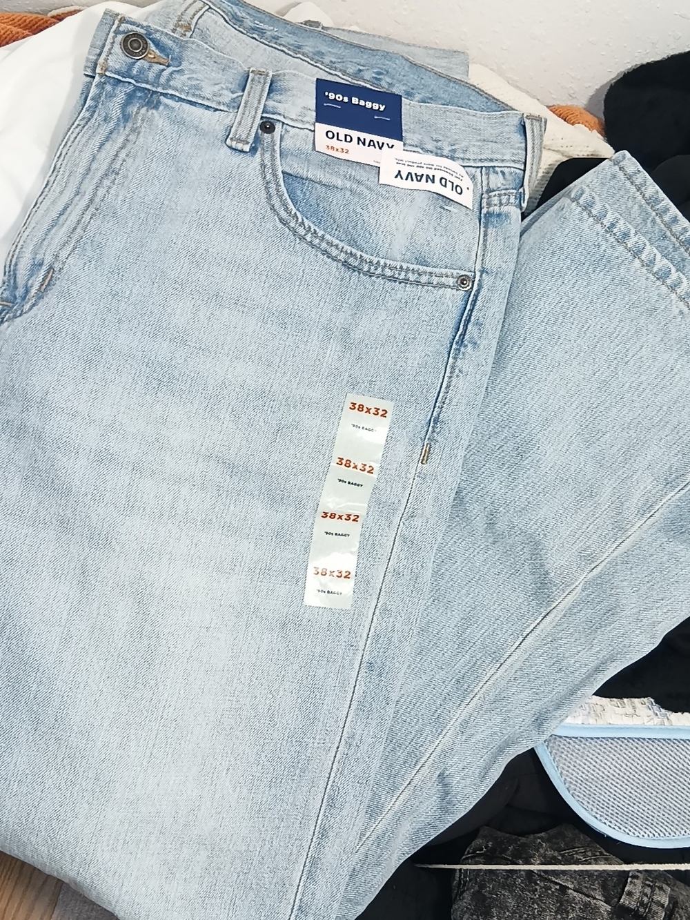 Old Navy Men's Light Blue Relaxed Fit Jeans